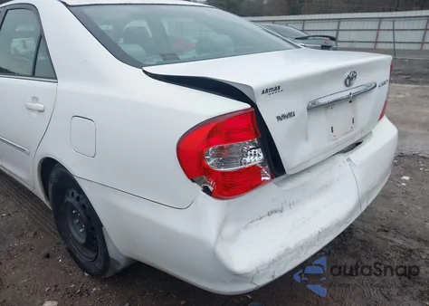 2004 Toyota Camry Le/Xle/Se из США, поврежденный, VIN 4T1BE30KX4U352929